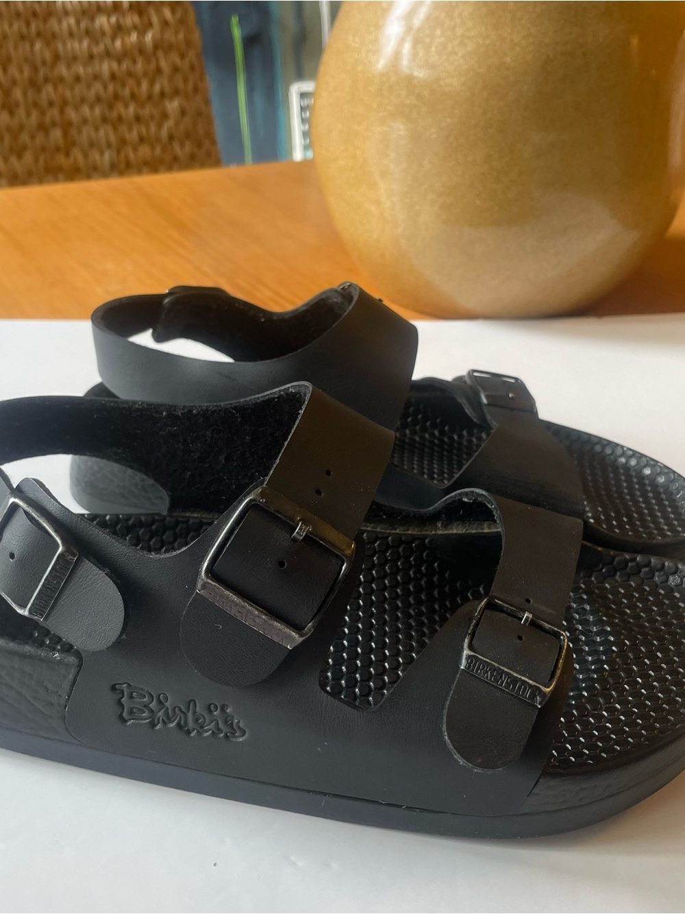 Birki's by Birkenstock Milos Black Leather 3-Strap Backstrap Sandals Size 39.5 - Picture 3 of 9